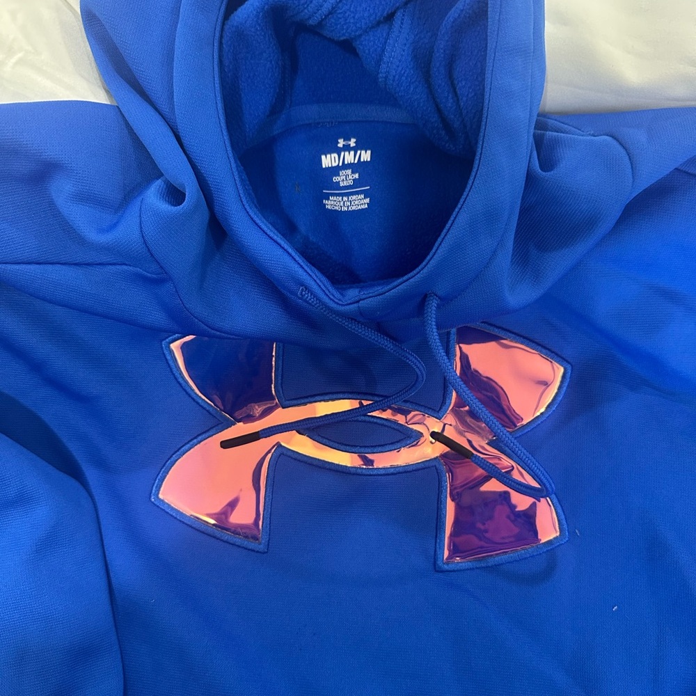 Under armor sweat shirt